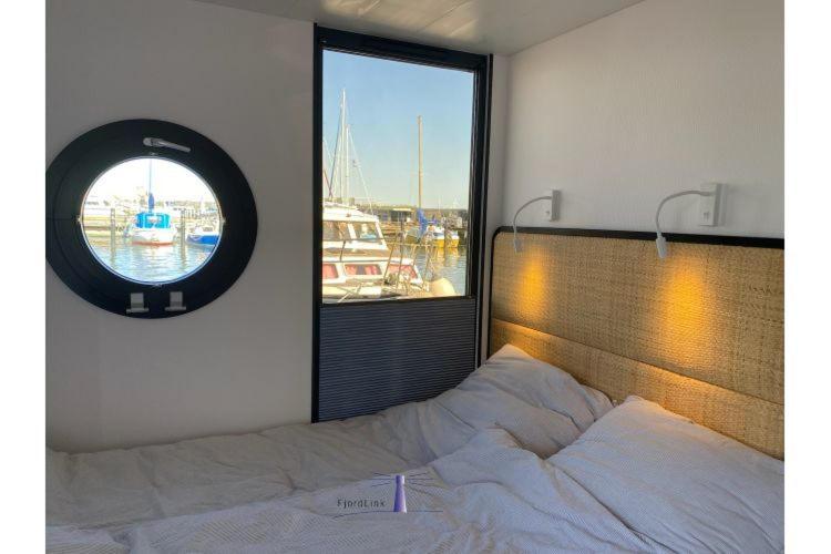 Hausboot Fjord Ankerplatz Mit Biosauna In Schleswig Kültér fotó